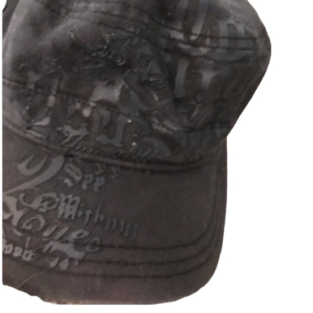 Express Men’s / unisex  black cap , great for beach pair with denim